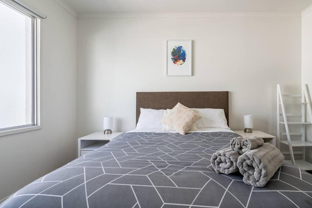 Spacious Penthouse With Spectacular Harbour Views! Auckland Eksteriør billede