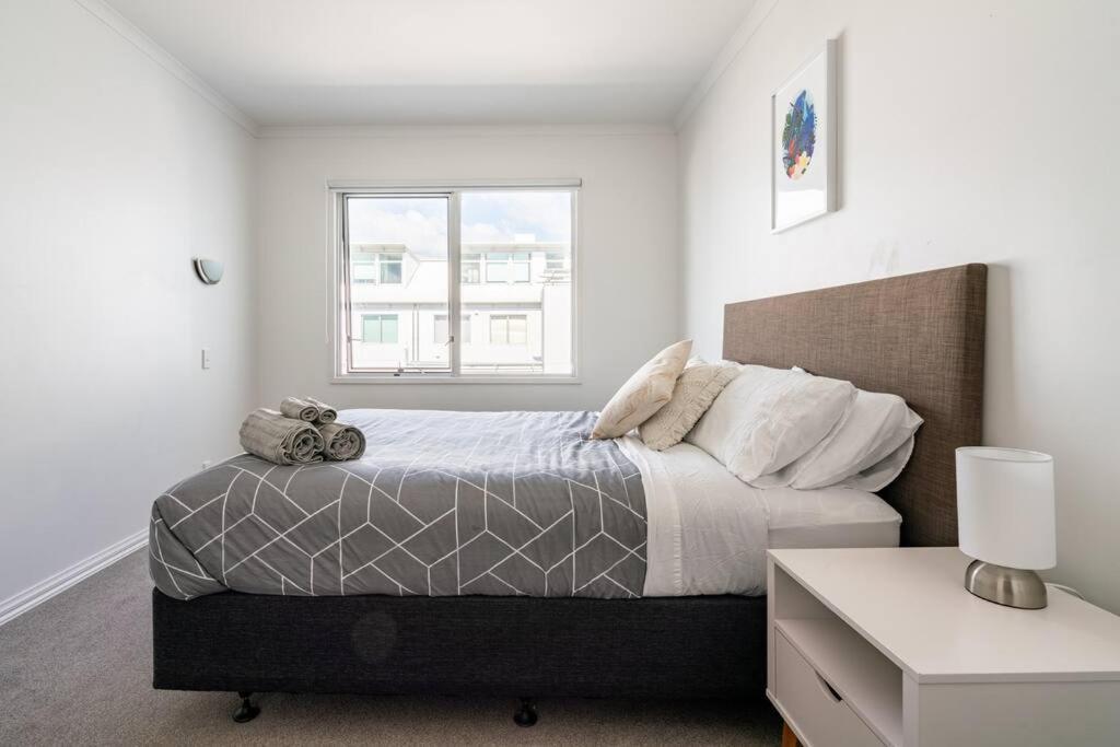 Spacious Penthouse With Spectacular Harbour Views! Auckland Eksteriør billede